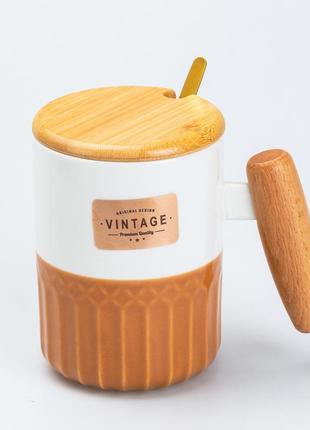 Чашка керамічна з бамбуковою кришкою та ручкою 400 мл коричнева