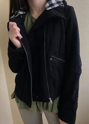 Куртка драповая (р.38)