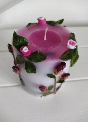 Свеча ботаническая подарочная "розы на белом "
