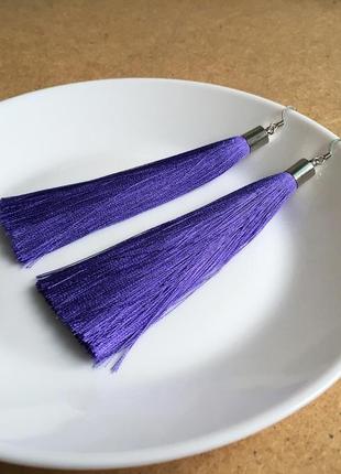 Фиолетовые серьги кисточки10 фото
