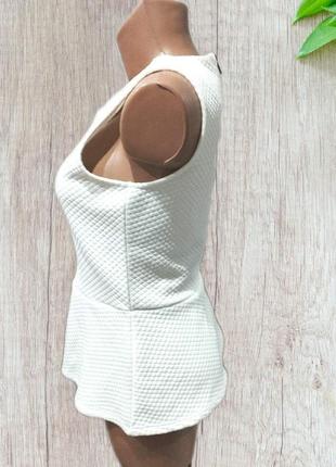 Очаровательная белая блуза с баской шведского бренда zoul Trend5 фото