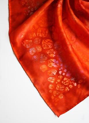 Оранжевый шелковый шейный платок ручной росписи, женский платок, уникальный подарок на новый год3 фото