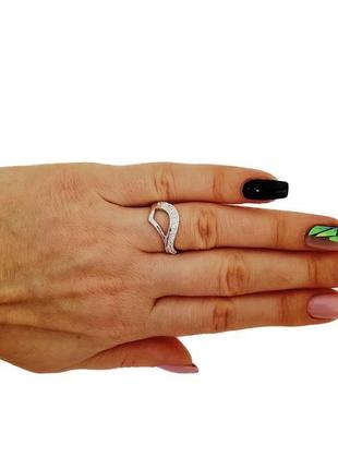 Женское серебряное кольцо  с кубическим цирконием2 фото