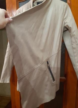 Куртка-пиджак накидка из экокожи2 фото