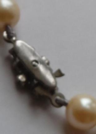 Бусы - ожерелье под жемчуг.