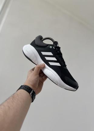 Кросівки adidas response