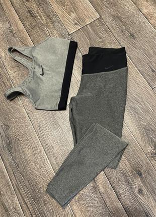 Комплект для спорту