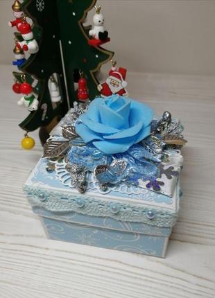 Подарункова новорічна коробочка2 фото