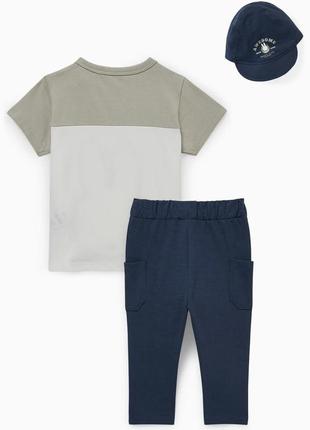 Хлопковый комплект-тройка c&amp;a для мальчика футболка, штаны, кепка2 фото