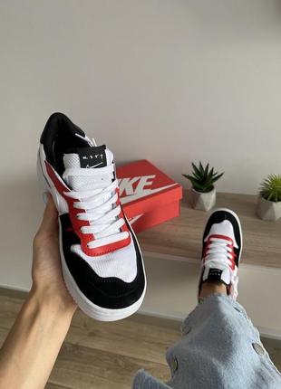 Кроссовки nike squash type black red white белые женские3 фото