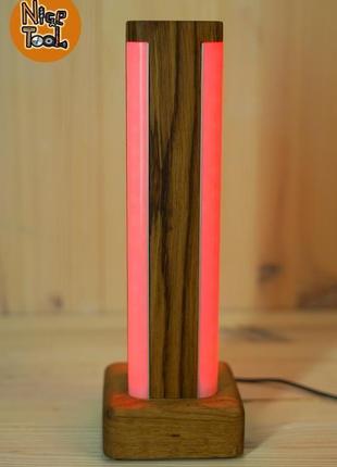 Настольная лампа (ночник) изготовлена из дерева дуб6 фото
