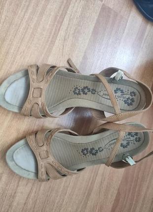 Босоножки 41 размера