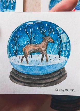 Крафтовая оригинальная новогодняя открытка из серии про снежные шары