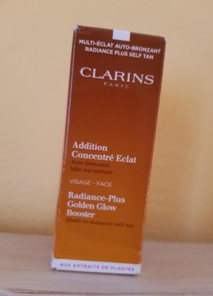 Підсилювач золотого сяйва clarins radiance-plus — must have! з ним я отримую таку гарну засяяну сонцем шкіру.