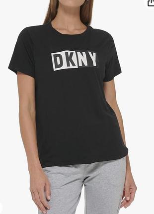 Футболка dkny