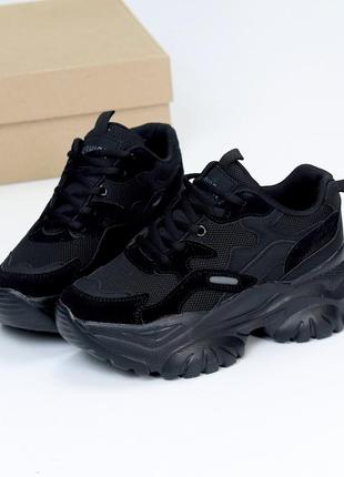 Трендовые комбинированные черные кроссовки сникерсы на платформе 209733 фото