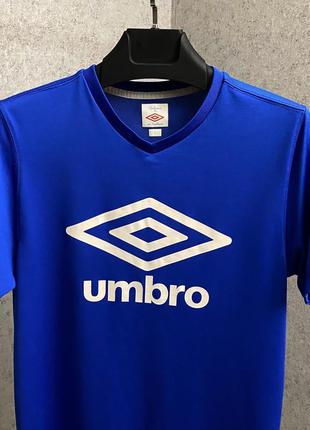 Синяя футболка от бренда umbro3 фото