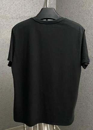 Черная футболка от бренда levis4 фото