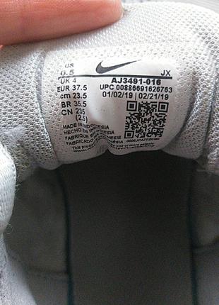 Кросівки nike 37,5 раза.6 фото