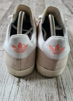 Кросівки  adidas gazelle
special hamburg оригiнал 38р- 38,5р5 фото