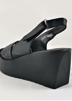 Женские сандалии босоножки на танкетке платформа черные летние (размеры: 36,37,39) - 24-18 фото