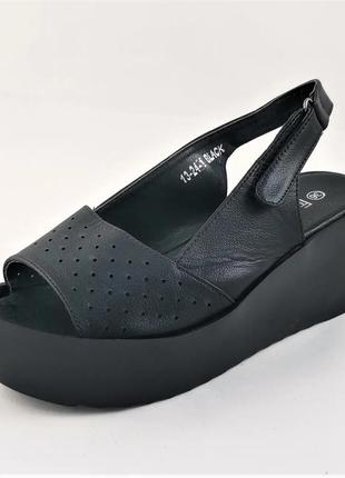 Женские сандалии босоножки на танкетке платформа черные летние (размеры: 36,37,39) - 24-19 фото