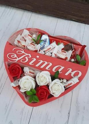 Подарочный бокс с сладостями и мыльными розами, подарок девушке в день влюбленных, в день на