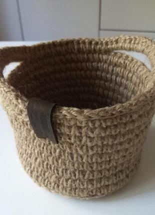 Корзинка из джута, ручная вязка