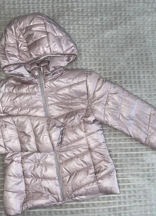 Демі куртка h&m 7-8 років стан нової