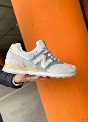 Женские кроссовки new balance