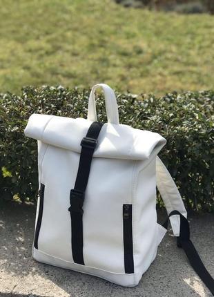 Великий жіночий білий рюкзак рол для подорожей10 фото