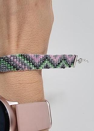 Браслет из бисера