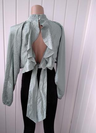 Шикарная сатиновая блуза с открытой спинкой7 фото