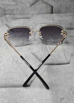 Красиві окуляри. сонцезахисні жіночі окуляри5 фото