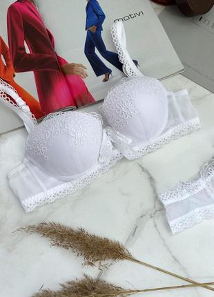 Изысканный комплект intimissimi из коллекции timeless simplicity осень-зима 20242 фото