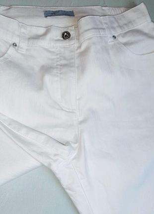 🌿1+1=3 шикарные белые джинсы клеш с розой сзади himmelblau, размер 48 - 507 фото