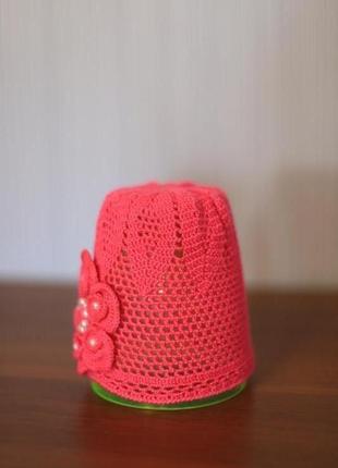 Вязаная крючком стильная детская шляпка-панамка с элементами декора.2 фото