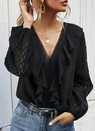 Чорна блузка з довгими рукавами гіпюр волани shein1 фото