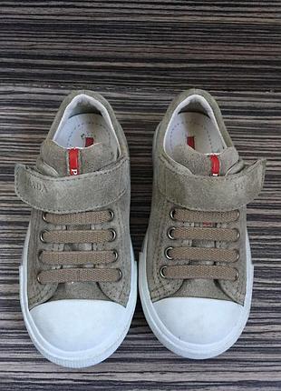 Кеди prada