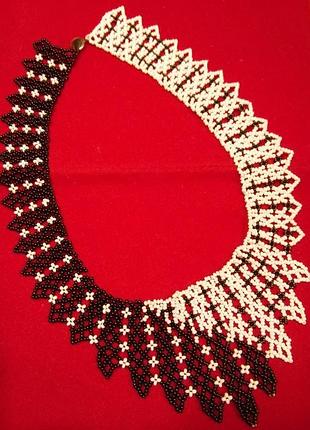 Колье- воротник "день и ночь"