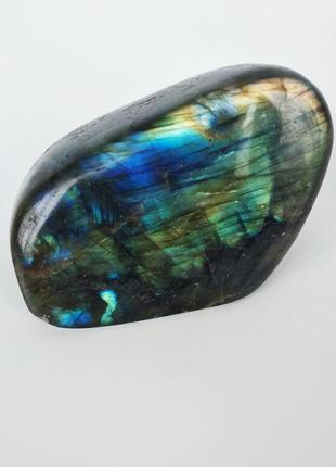 Натуральный камень - радужный лабрадор