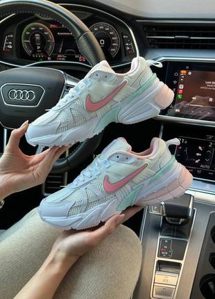 Жіночі кросівки nike runtekk wmns white pink9 фото