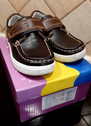 Шкіряні туфлі, мокасини для хлопчика b&g, р.251 фото