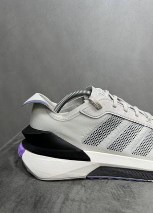 Adidas avryn1 фото