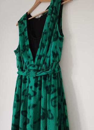 Зеленое макси платье в леопардовый принт petro soroka