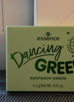 Палетка теней essence danceнг green, небольшой размер, подходит в путешествие7 фото