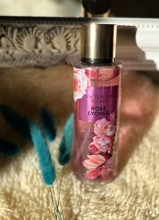 Спрей для тела, мист victoria's secret rose lychee 250мл1 фото