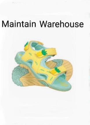 Стильні босоніжки сандалі бренду maintain warehouse принт 🍍🍍🍍 uk 12 eur 30,5