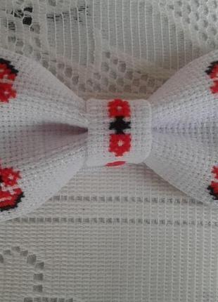 Вышитая мужская галстук бабочка1 фото