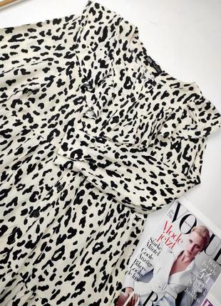 Платье женское короткое белого цвета в черный анималистичный принт от бренда zara s3 фото